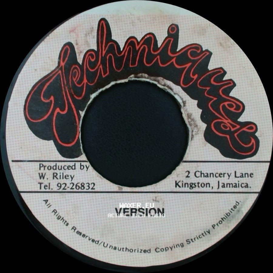 Unknown Artist - Version / Unknown Title B side A