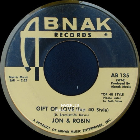 Jon & Robin - Gift Of Love (Country Style) / Gift Of Love (Top 40 Style) side B