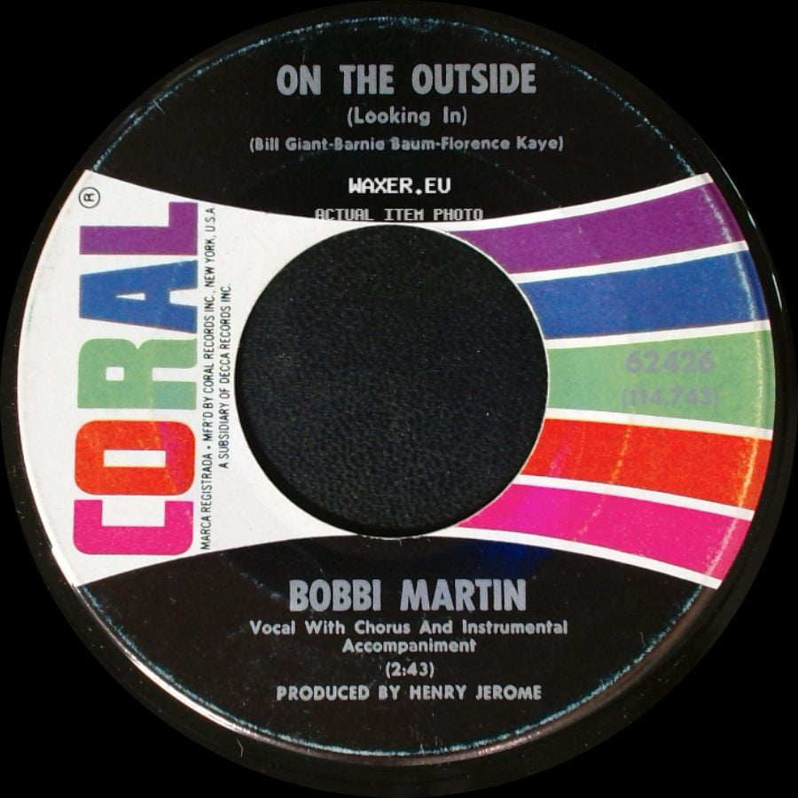 Bobbi Martin - On The Outside (Looking In) / Don't Forget I Still Love You side A