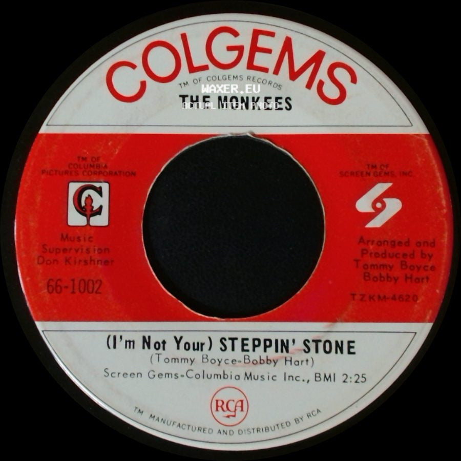 The Monkees - I'm A Believer / (I'm Not Your) Steppin' Stone side B