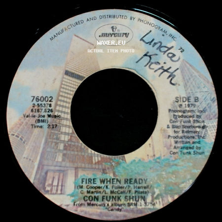 Con Funk Shun - (Let Me Put) Love On Your Mind / Fire When Ready side B