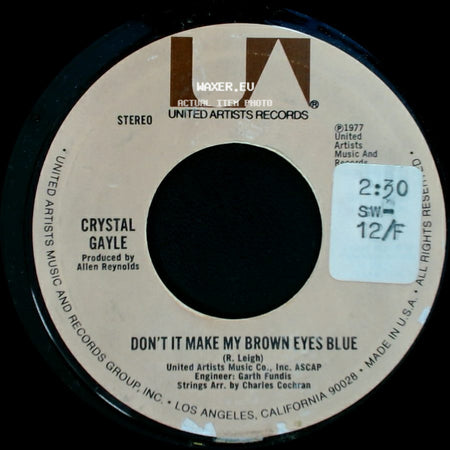 Crystal Gayle - It's All Right With Me / Don't It Make My Brown Eyes Blue side B