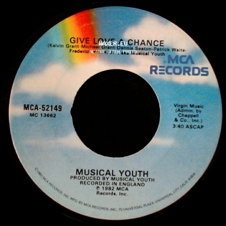 Musical Youth - Give Love A Chance / Pass The Dutchie side A