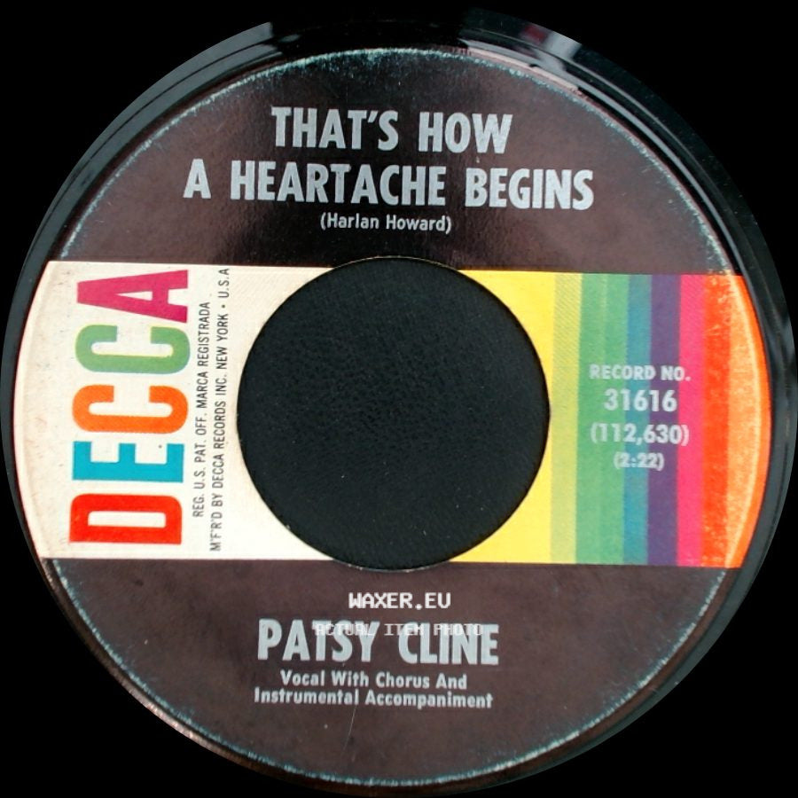 Patsy Cline - That's How A Heartache Begins / Love Letters In The Sand side A