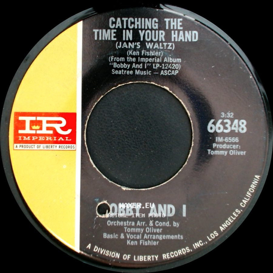 Bobby And I - Love Is For The Sharing / Catching The Time In Your Hand (Jan's Waltz) side B