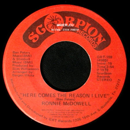 Ronnie Mcdowell - Travelin', Wanderin' Man / Here Comes The Reason I Live side B