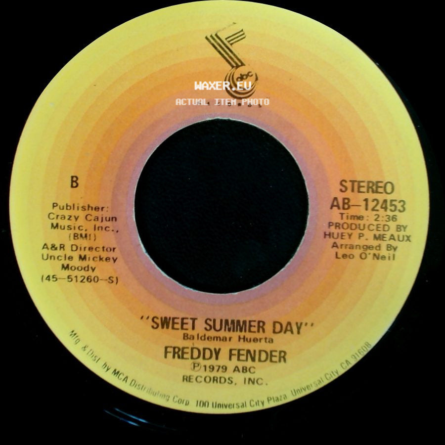 Freddy Fender - Sweet Summer Day / Walking Piece Of Heaven side A