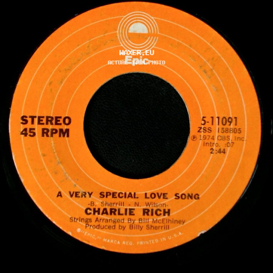 Charlie Rich - I Can't Even Drink It Away / A Very Special Love Song side B