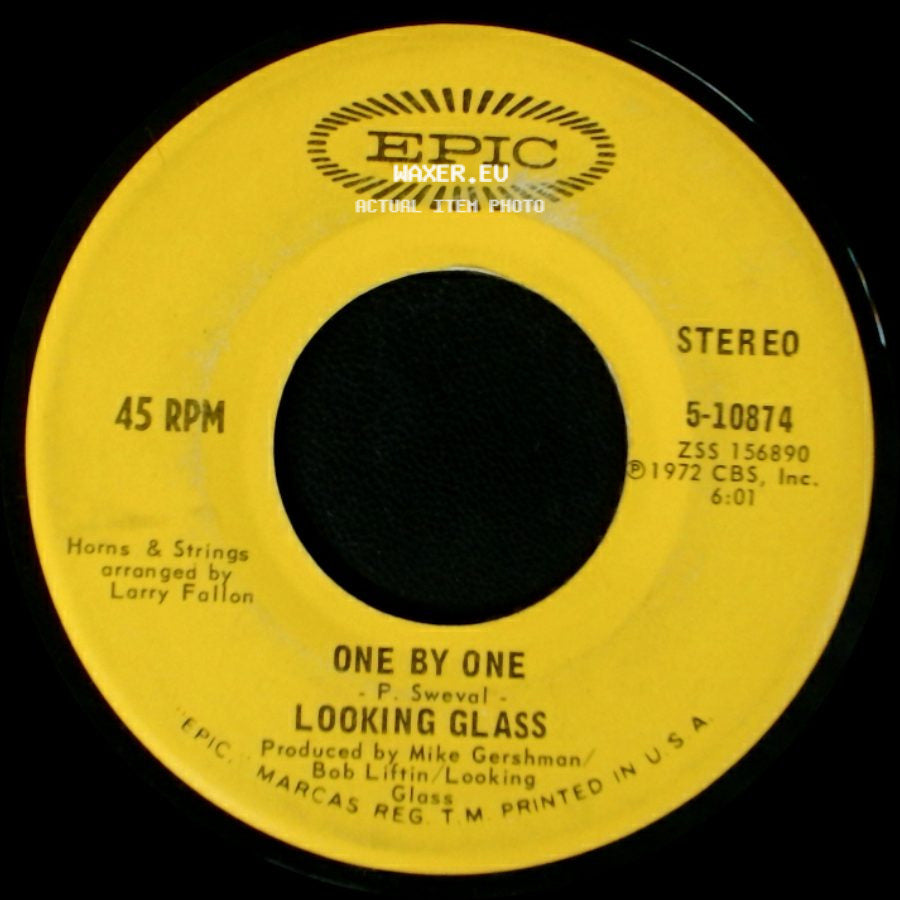 Looking Glass - Brandy (You're A Fine Girl) / One By One side B