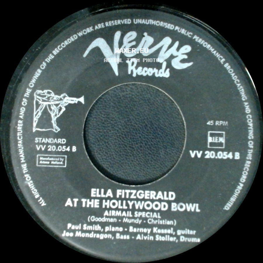 Ella Fitzgerald - At The Hollywood Bowl / At The Hollywood Bowl - I Can't Give You Anything But Love side A