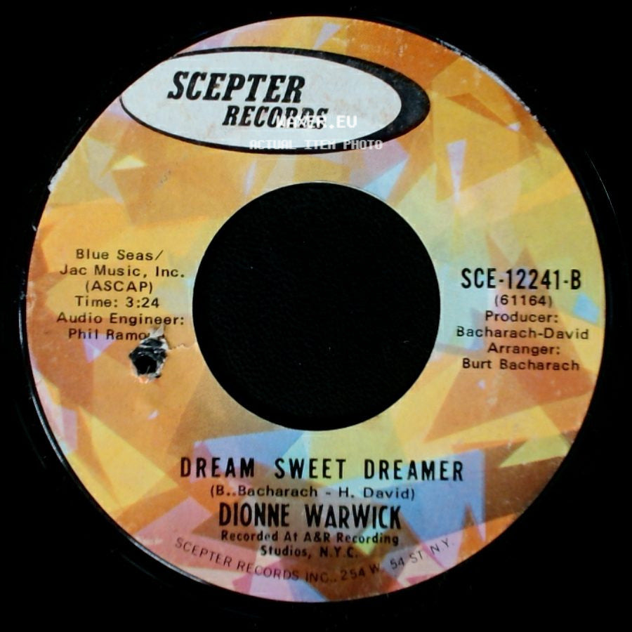 Dionne Warwick - Dream Sweet Dreamer / This Girl's In Love With You side A