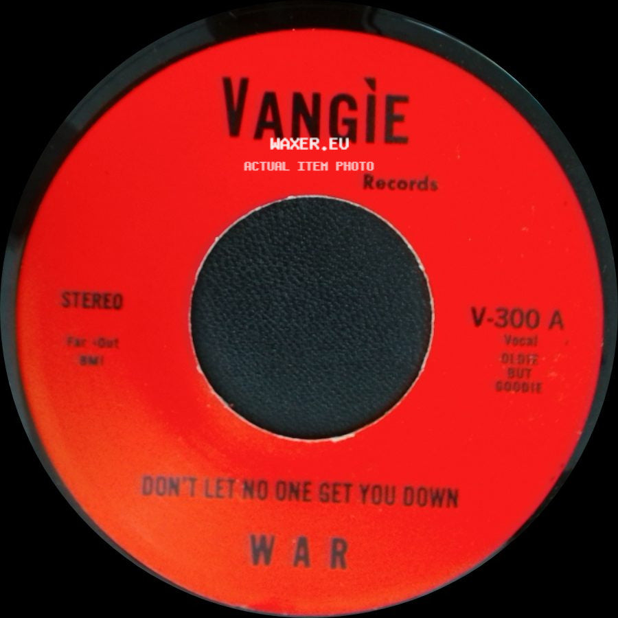 The Hollydood Saxons / War - Every Day's A Holiday / Don't Let No One Set You Down side B