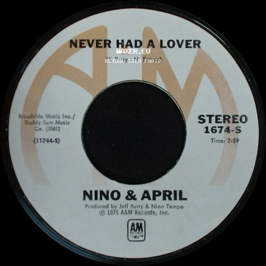 Nino & April - Never Had A Lover / You Turn Me On side A
