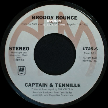 Captain & Tennille - The Way I Want To Touch You / Broddy Bounce side B