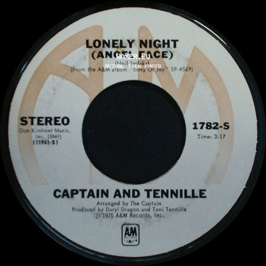 Captain And Tennille - Smile For Me One More Time / Lonely Night (Angel Face) side B