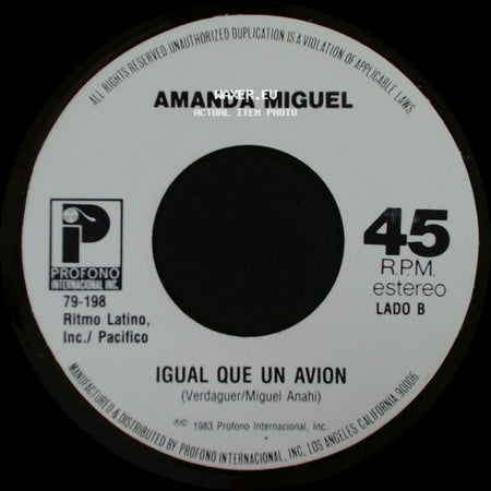 Amanda Miguel - Cosquillas En El Pecho / Igual Que Un Avion side B
