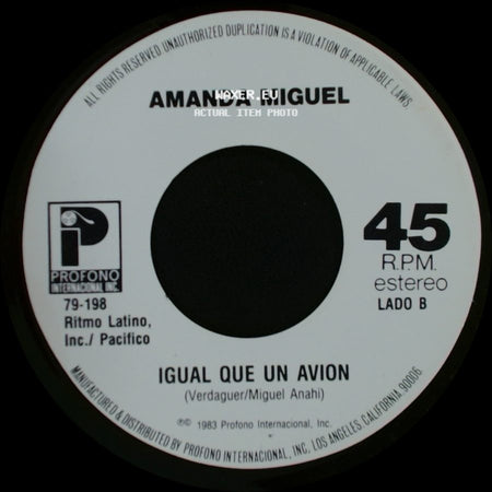 Amanda Miguel - Cosquillas En El Pecho / Igual Que Un Avion side B