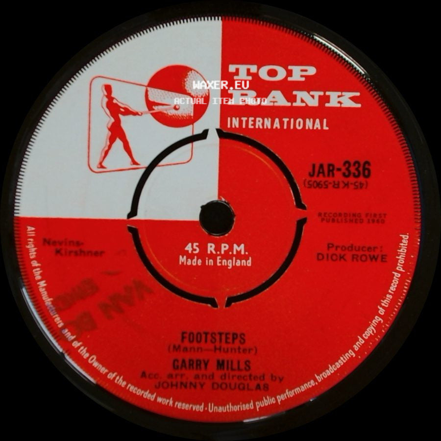 Garry Mills - Footsteps / Look For A Star side A