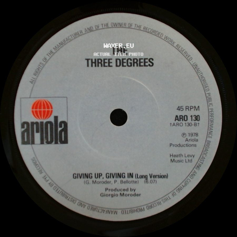 The Three Degrees - Giving Up, Giving In (Long Version) / Giving Up, Giving In side A