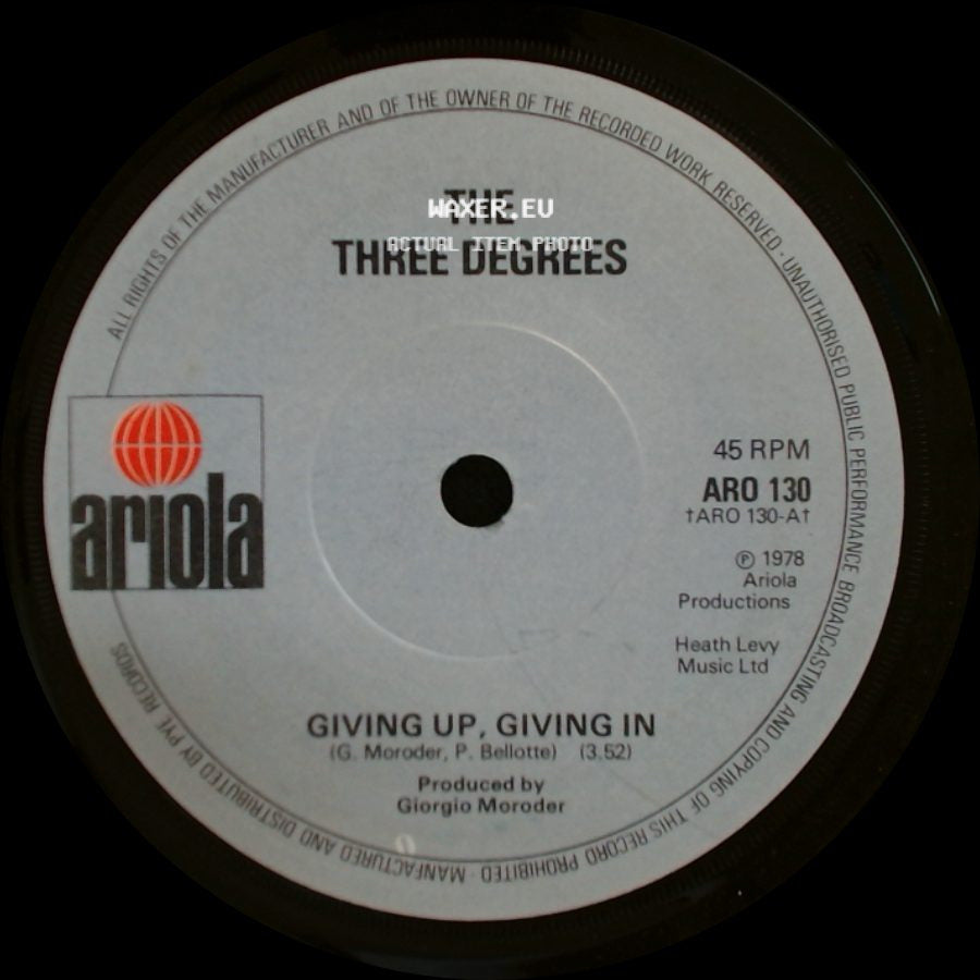 The Three Degrees - Giving Up, Giving In (Long Version) / Giving Up, Giving In side B