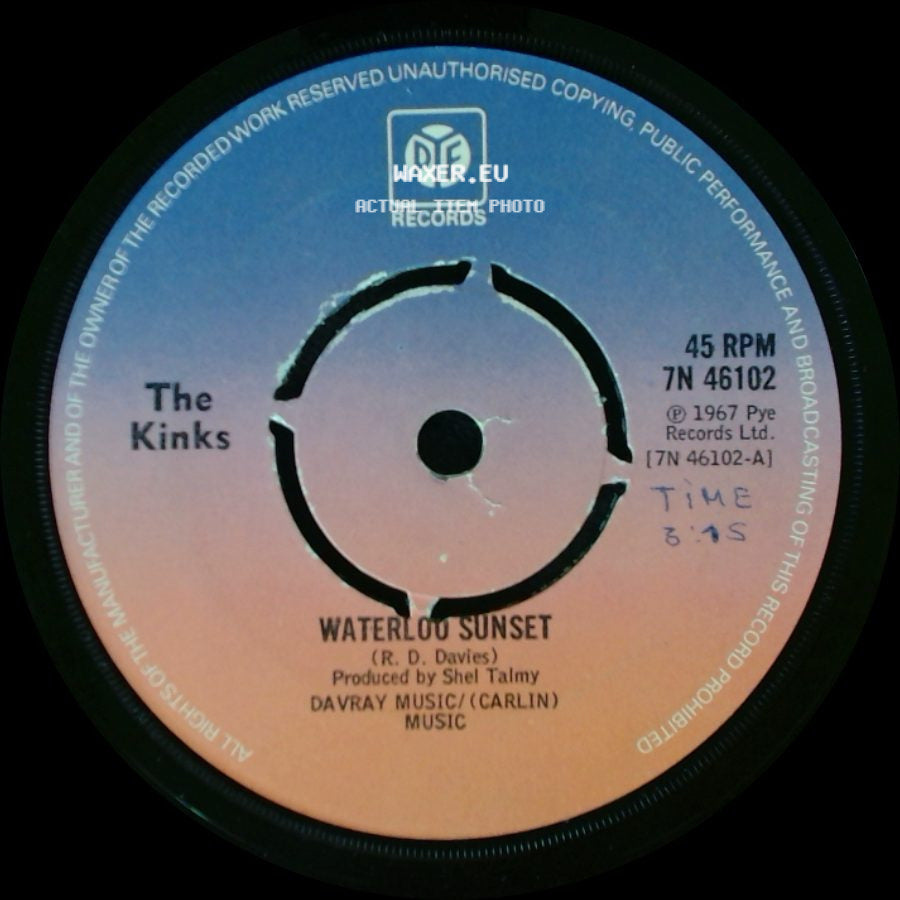 The Kinks - Dedicated Follower Of Fashion / Waterloo Sunset side B