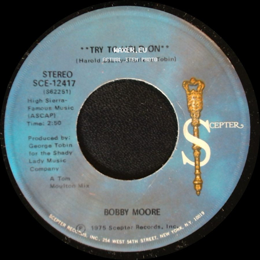 Bobby Moore - Try To Hold On (Disco Version) / Try To Hold On side B