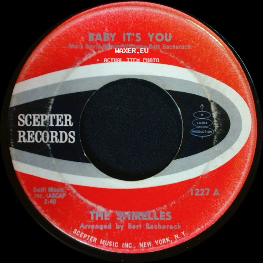 The Shirelles - Baby It's You / The Things I Want To Hear (Pretty Words) side A