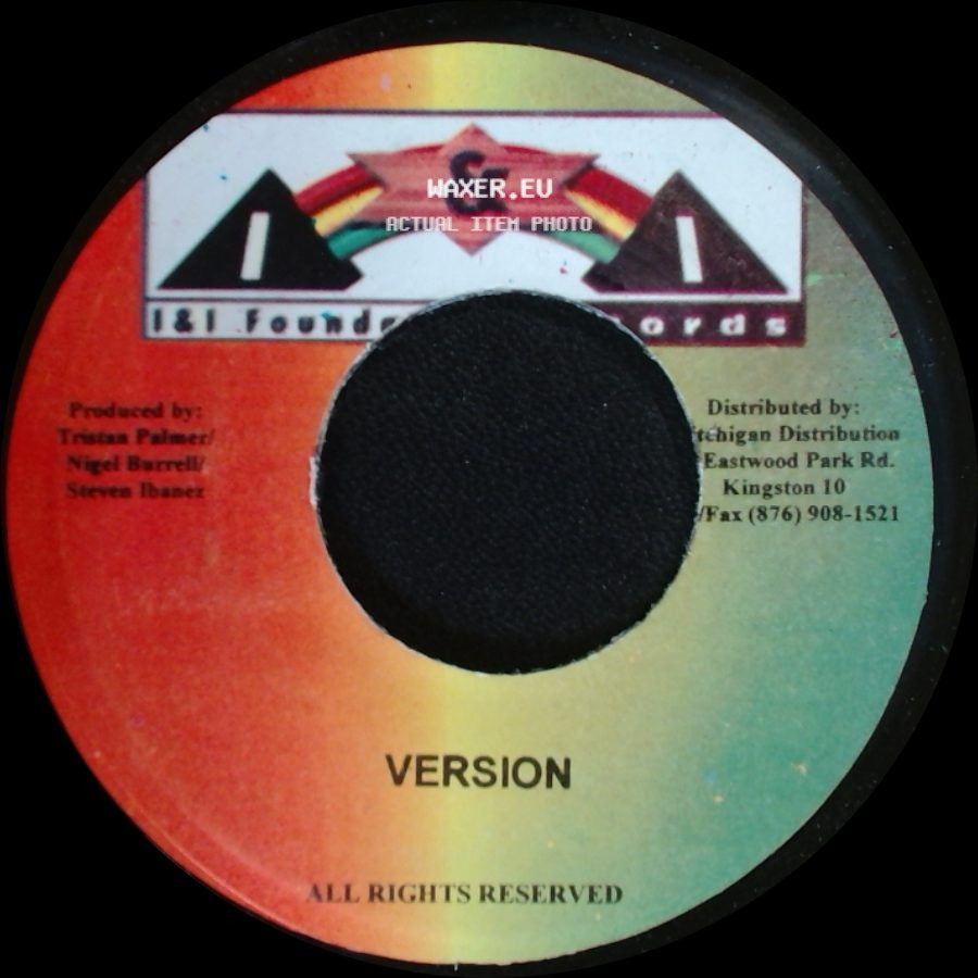 Round Head - Bare Gal / Version side B