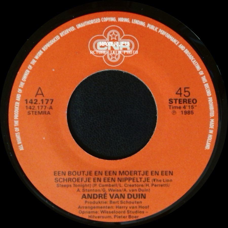 André Van Duin / Simon Naaigaren - Een Boutje En Een Moertje En Een Schroefje En Een Nippeltje / Daar Ben Ik Niet Blij Mee side A