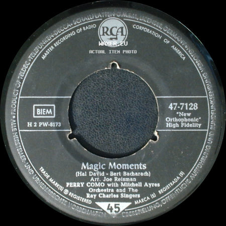 Perry Como With Mitchell Ayres Orchestra And The Ray Charles Singers - Catch A Falling Star / Magic Moments side B