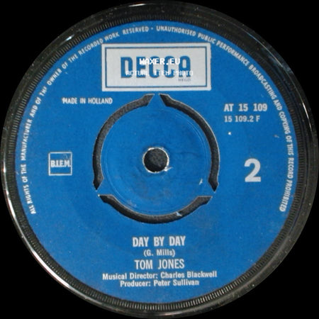 Tom Jones - Help Yourself / Day By Day side B