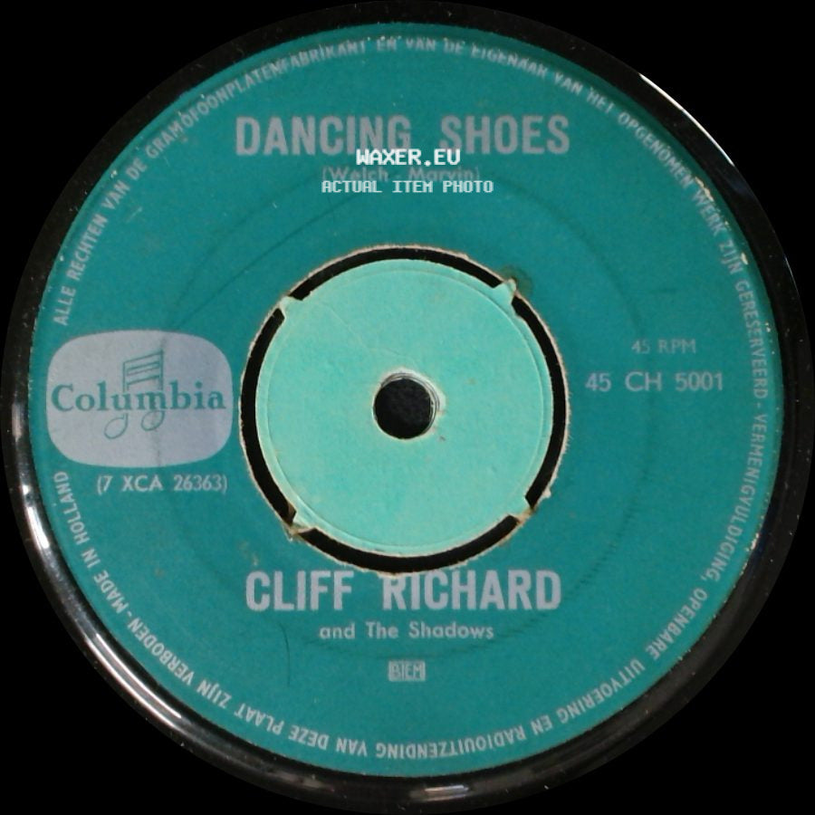Cliff Richard And The Shadows - Dancing Shoes / Summer Holiday side A