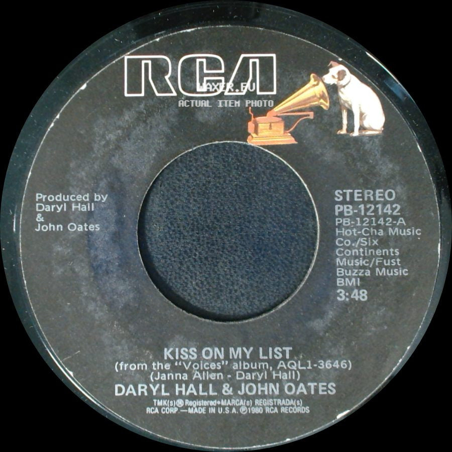 Daryl Hall & John Oates - Africa / Kiss On My List side B