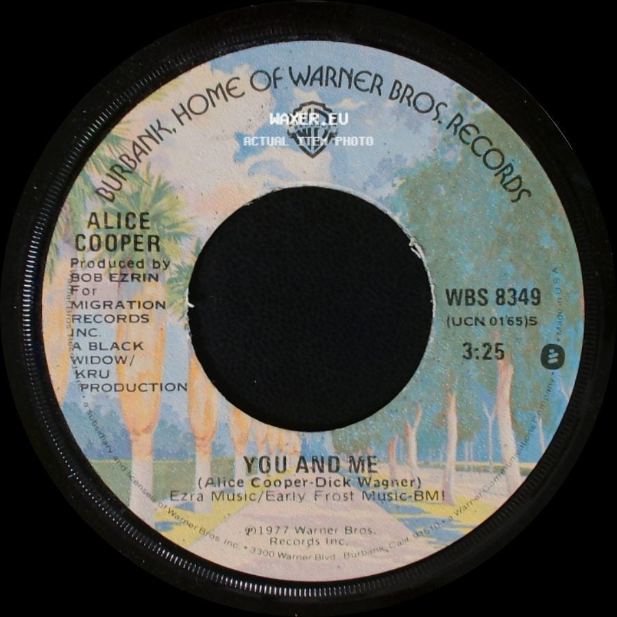 Alice Cooper - It's Hot Tonight / You And Me side B