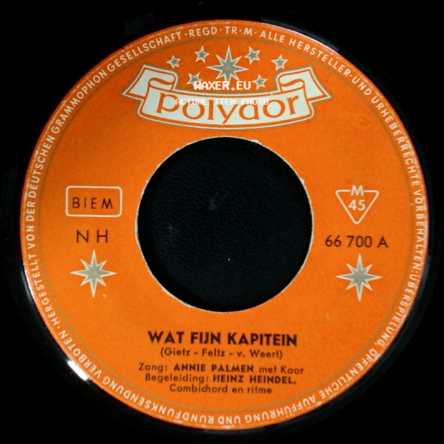 Annie Palmen - Wat Fijn Kapitein / Uit Het Oog Uit Het Hart side A