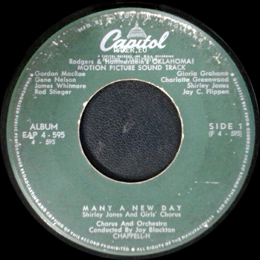 Shirley Jones And Girls' Chorus / Rodgers & Hammerstein's Oklahoma! - Many A New Day / People Will Say We're In Love side A