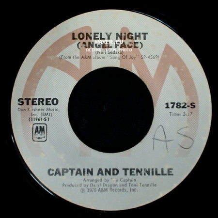Captain And Tennille - Smile For Me One More Time / Lonely Night (Angel Face) side B