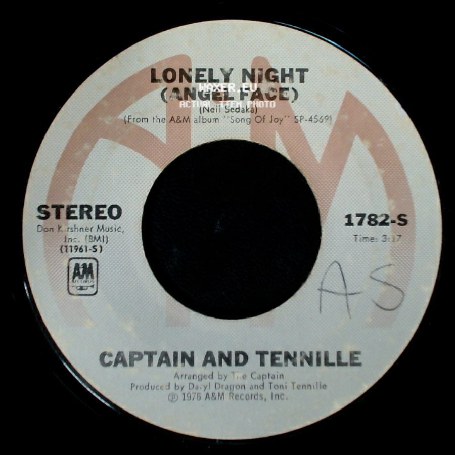 Captain And Tennille - Smile For Me One More Time / Lonely Night (Angel Face) side B