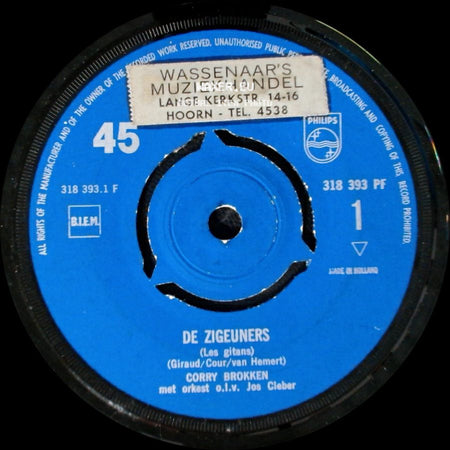 Corry Brokken - De Zigeuners / Een Wals Uit Duizenden side A