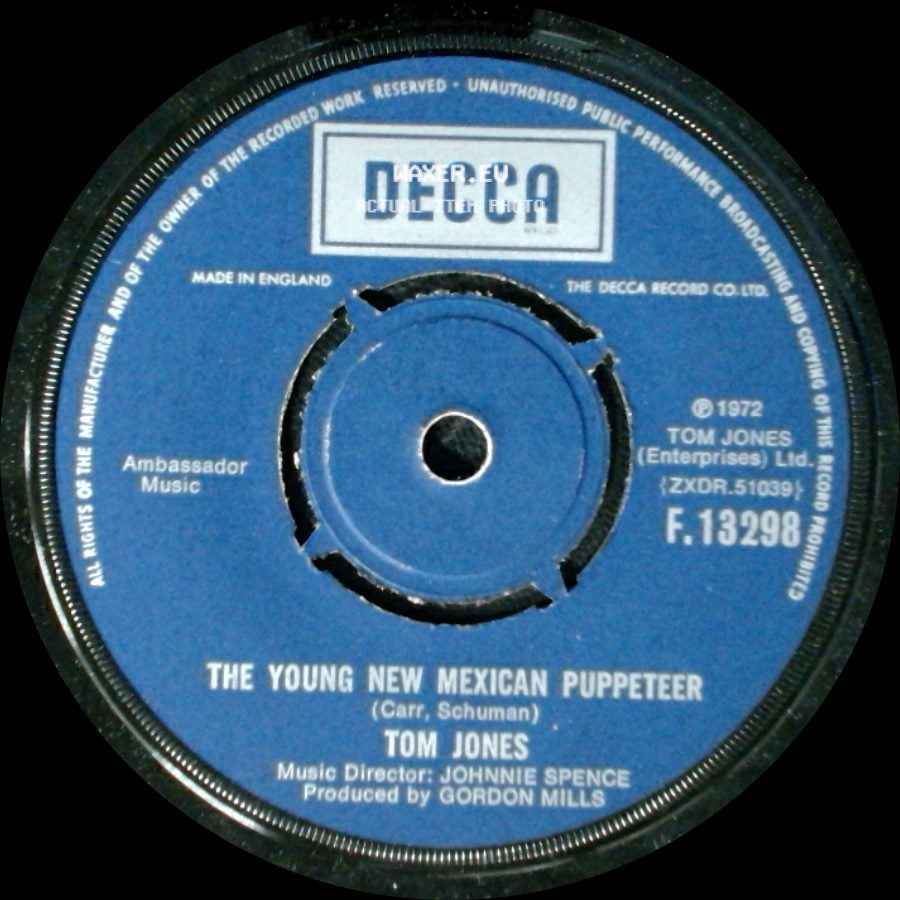 Tom Jones - All That I Need Is Some Time / The Young New Mexican Puppeteer side B