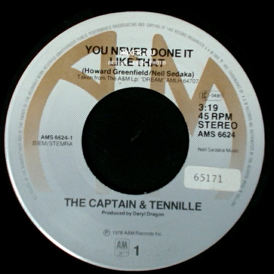 The Captain & Tennille - You Never Done It Like That / "D" Keyboard Blues side A