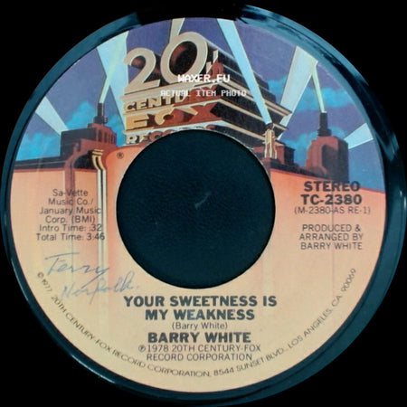Barry White - Your Sweetness Is My Weakness / It's Only Love Doing Its Thing side A