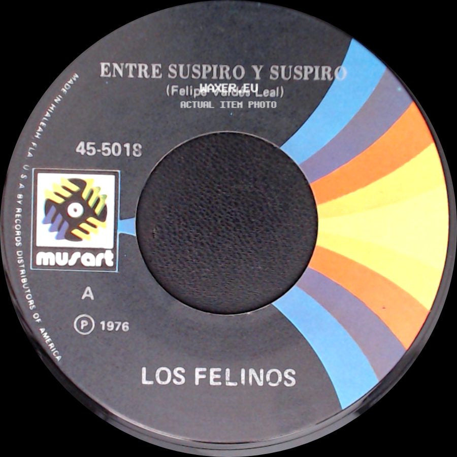 Los Felinos - Entre Suspiro Y Suspiro / Buscando Novia side A