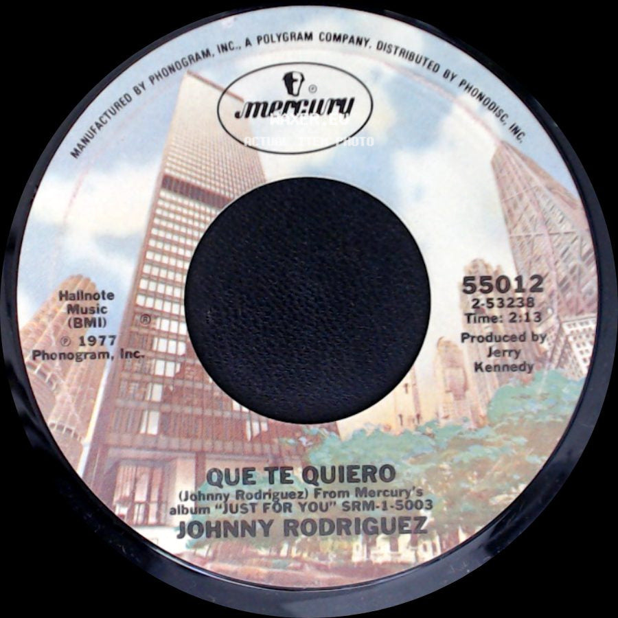 Johnny Rodriguez - Que Te Quiero / Savin' This Love Song For You side A
