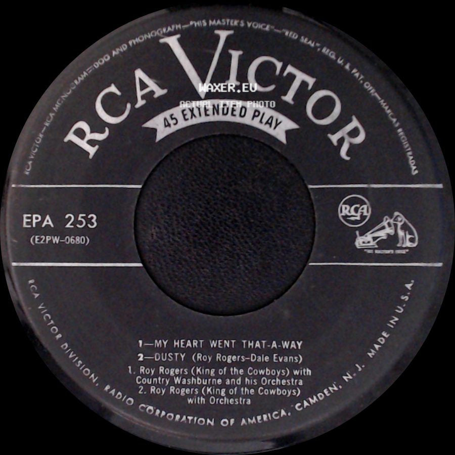 Roy Rogers - My Chickashay Gal / A Little White Cross On The Hill / My Heart Went That-A-Way / Dusty side B
