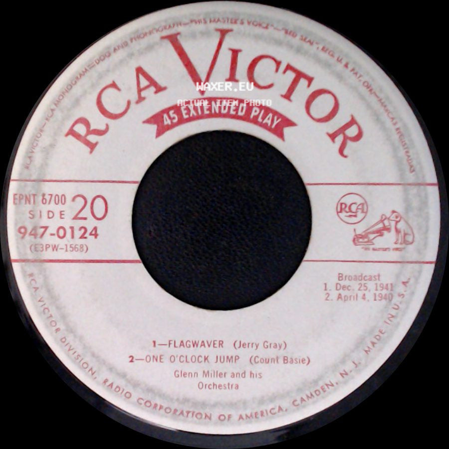 Glenn Miller And His Orchestra - American Patrol / Linda / 1--Flagwaver / 2--One O'clock Jump side B