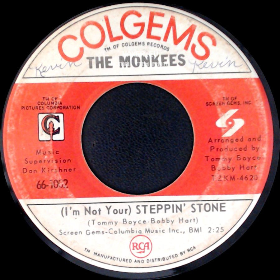 The Monkees - I'm A Believer / (I'm Not Your) Steppin' Stone side B