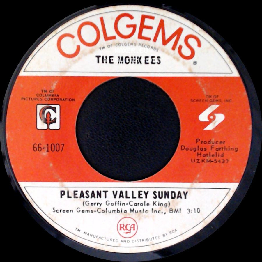 The Monkees - Pleasant Valley Sunday / Words side A