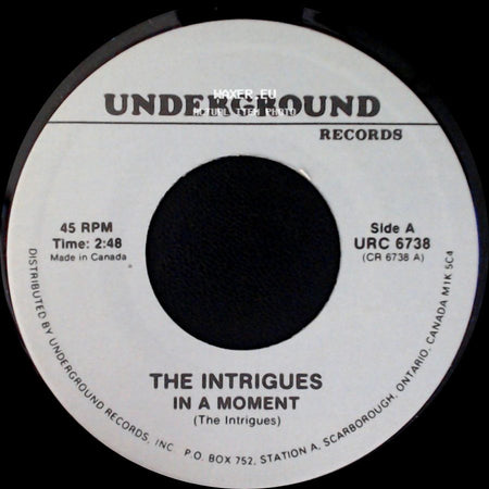 The Intrigues / The Ivy Three - In A Moment / Yogi side A
