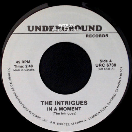 The Intrigues / The Ivy Three - In A Moment / Yogi side A